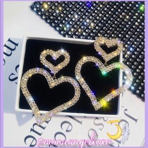 ✨💕Gold Rhinestone Heart Earrings💕✨